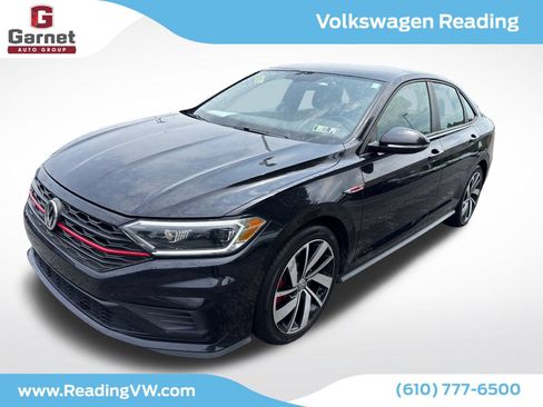 Used 2019 Volkswagen Jetta GLI FWD image 1
