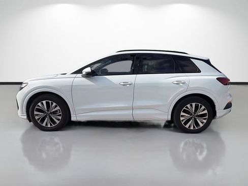 Used 2025 Audi Q4 e-tron Premium w/ Convenience Package RWD image 6