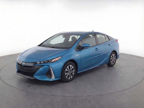 Used 2022 Toyota Prius Prime LE image 1