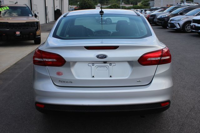 Used 2018 Ford Focus SE FWD image 22