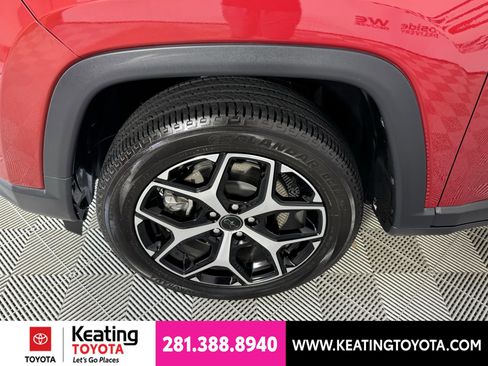 Used 2025 Jeep Compass Limited AWD/4WD image 30