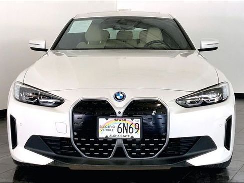 Used 2023 BMW i4 eDrive35 w/ Premium Package image 3