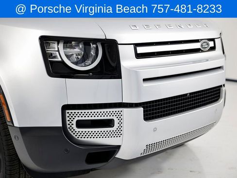 Used 2023 Land Rover Defender 90 S image 14