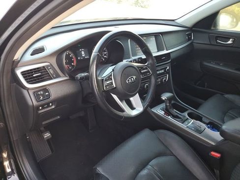 Used 2020 Kia Optima SE image 19