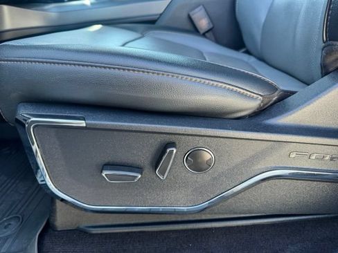 Used 2022 Ford F150 Lightning Lariat AWD/4WD image 31