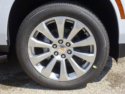 New 2026 Chevrolet Tahoe Premier w/ Sun And Tow Package AWD/4WD image 5
