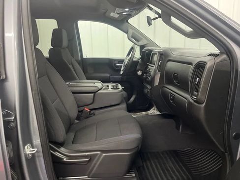 Used 2021 Chevrolet Silverado 1500 Custom AWD/4WD image 10
