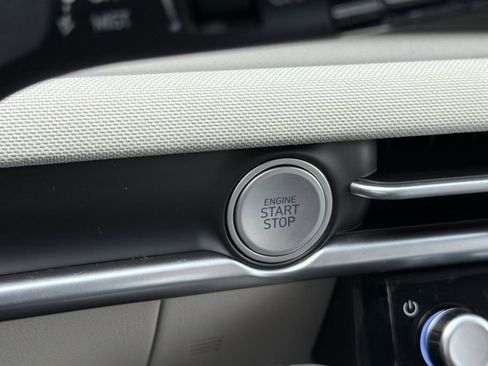 New 2026 Hyundai Tucson Limited image 21