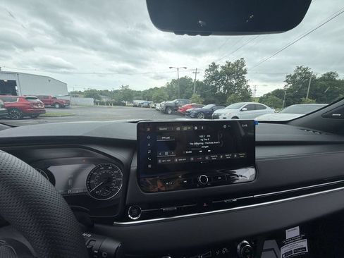 New 2026 Mitsubishi Outlander LE FWD image 16