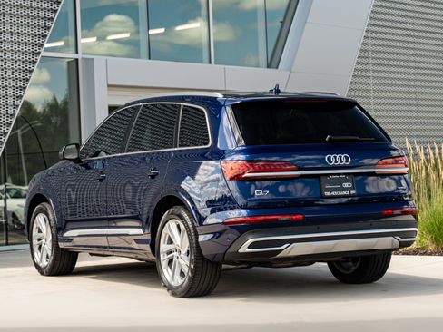 Certified 2022 Audi Q7 3.0T Premium Plus AWD/4WD image 5