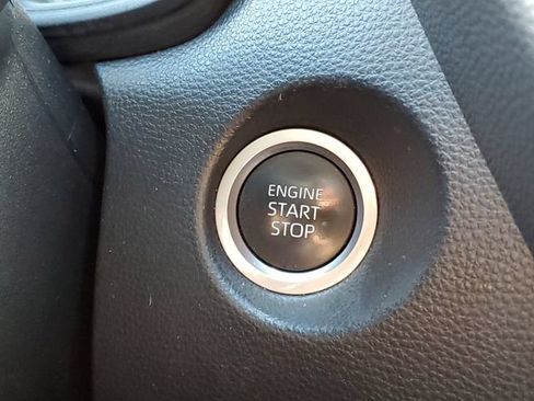 Used 2023 Toyota Corolla Cross LE AWD/4WD image 26