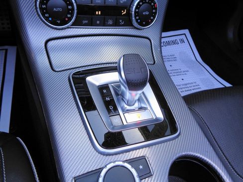 Used 2018 Mercedes-Benz SLC 43 AMG image 17