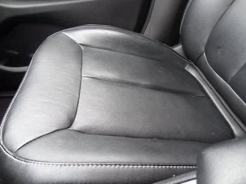 Used 2023 Jeep Grand Cherokee Limited image 16