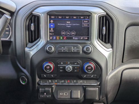 Used 2021 Chevrolet Silverado 1500 LT Trail Boss w/ Convenience Package II image 21