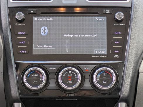 Used 2016 Subaru Forester 2.5i Touring w/ Eyesight & Navigation System image 19