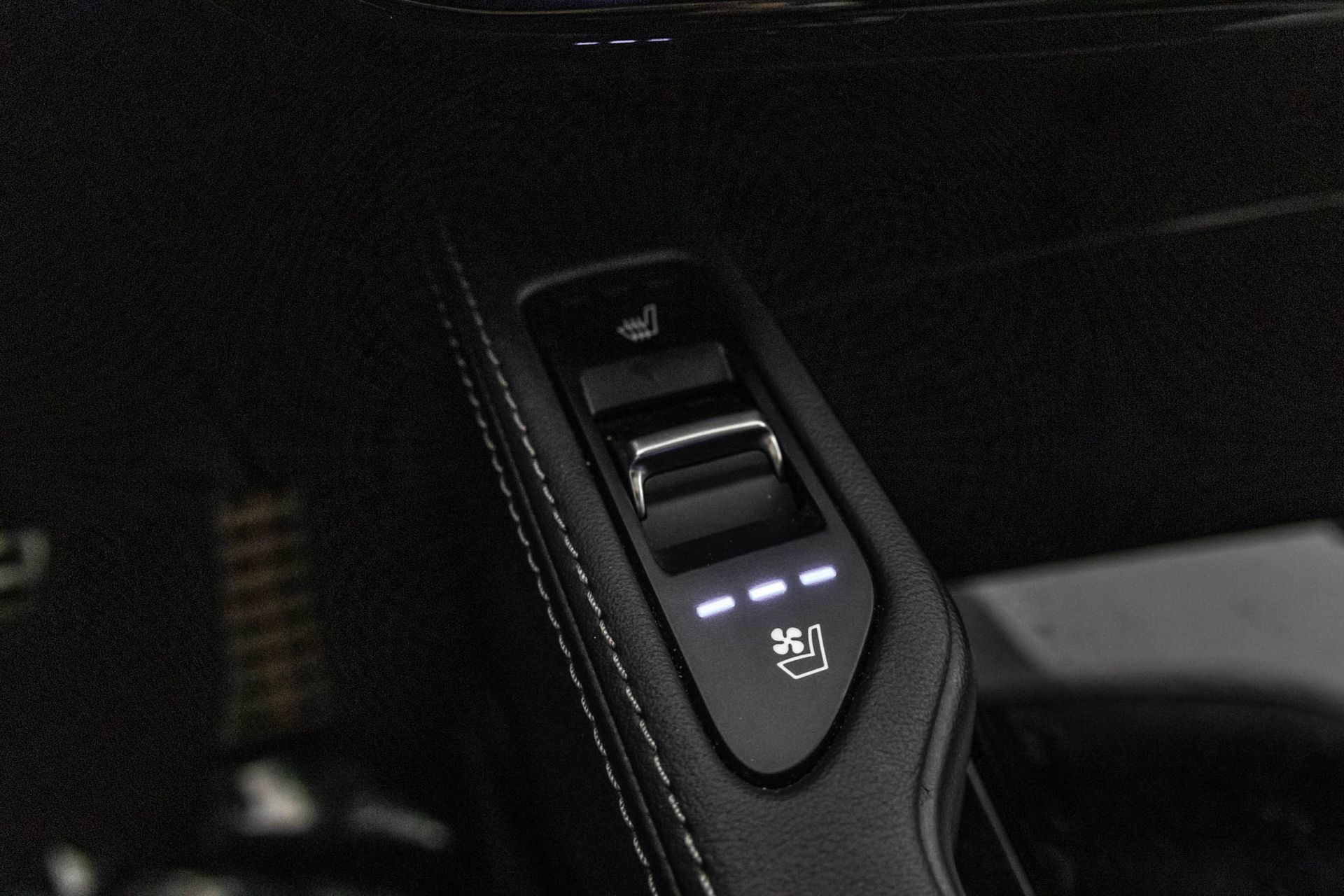 Used 2023 Kia Telluride SX Prestige X-Pro AWD/4WD image 34