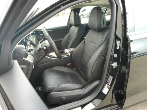 Used 2022 Mercedes-Benz C 300 Sedan image 14