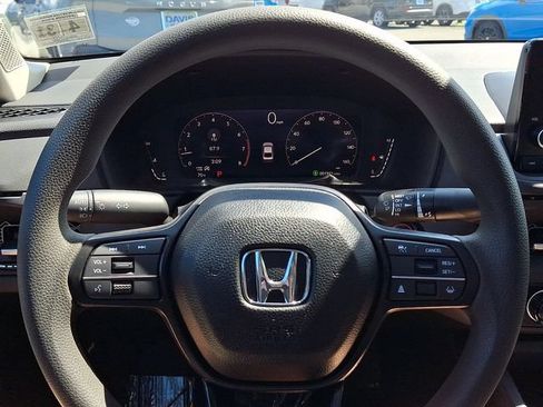 Certified 2025 Honda Accord SE image 20