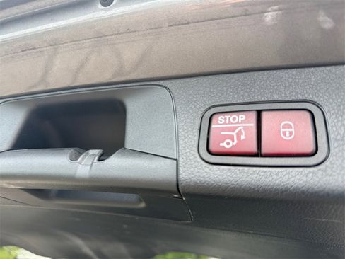 Used 2024 Mercedes-Benz GLB 250 GLB 250 image 21