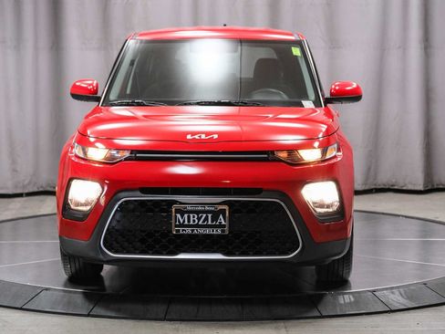 Used 2022 Kia Soul LX FWD image 6