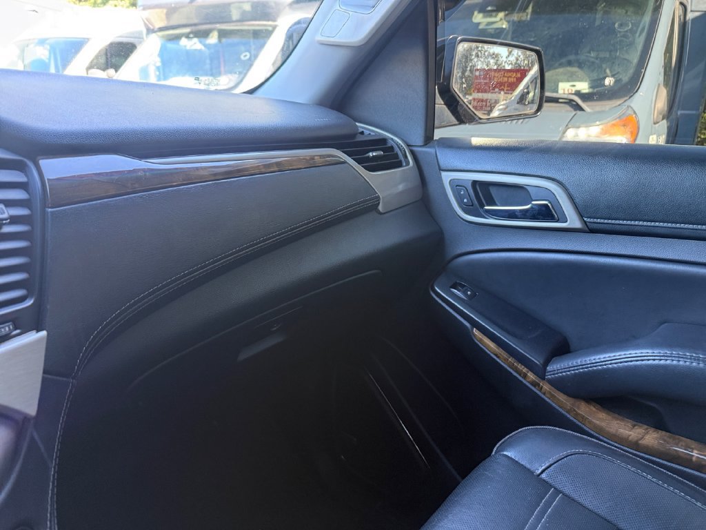Used 2016 GMC Yukon Denali w/ Open Road Package RWD image 24