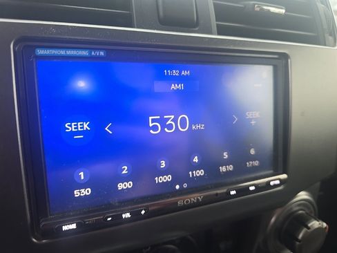 Used 2014 Toyota 4Runner SR5 image 17