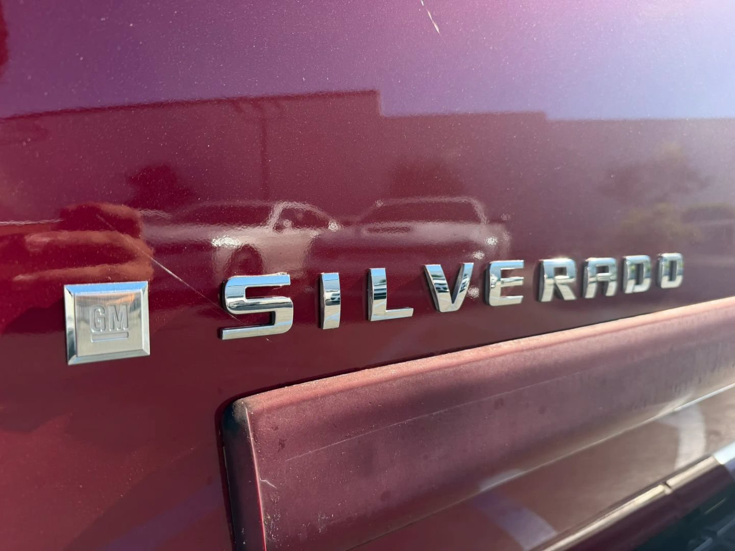 Used 2007 Chevrolet Silverado 1500 LTZ w/ EZ-Lift Tailgate Package RWD image 9