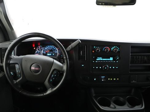 Used 2021 GMC Savana 3500 LS w/ Cold Climate Package RWD image 15