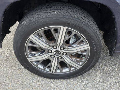 Used 2023 Toyota Tundra Capstone AWD/4WD image 45