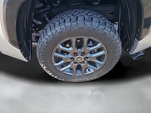 Used 2024 Toyota Tundra Platinum image 40