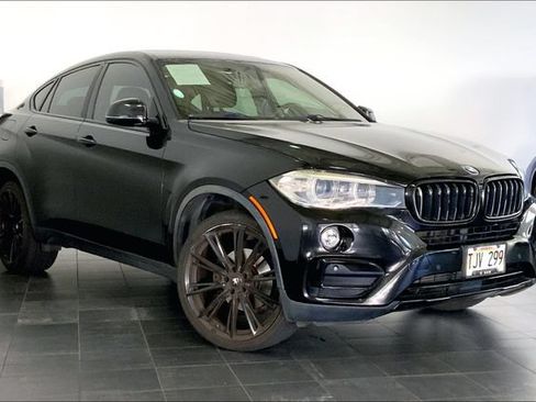 Used 2018 BMW X6 sDrive35i RWD image 2