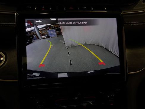 Certified 2023 Jeep Grand Cherokee Limited w/ Black Appearance Package image 34