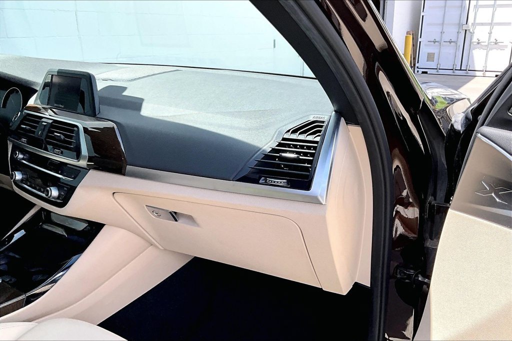 Used 2019 BMW X3 sDrive30i w/ Driving Assistance Package RWD image 17