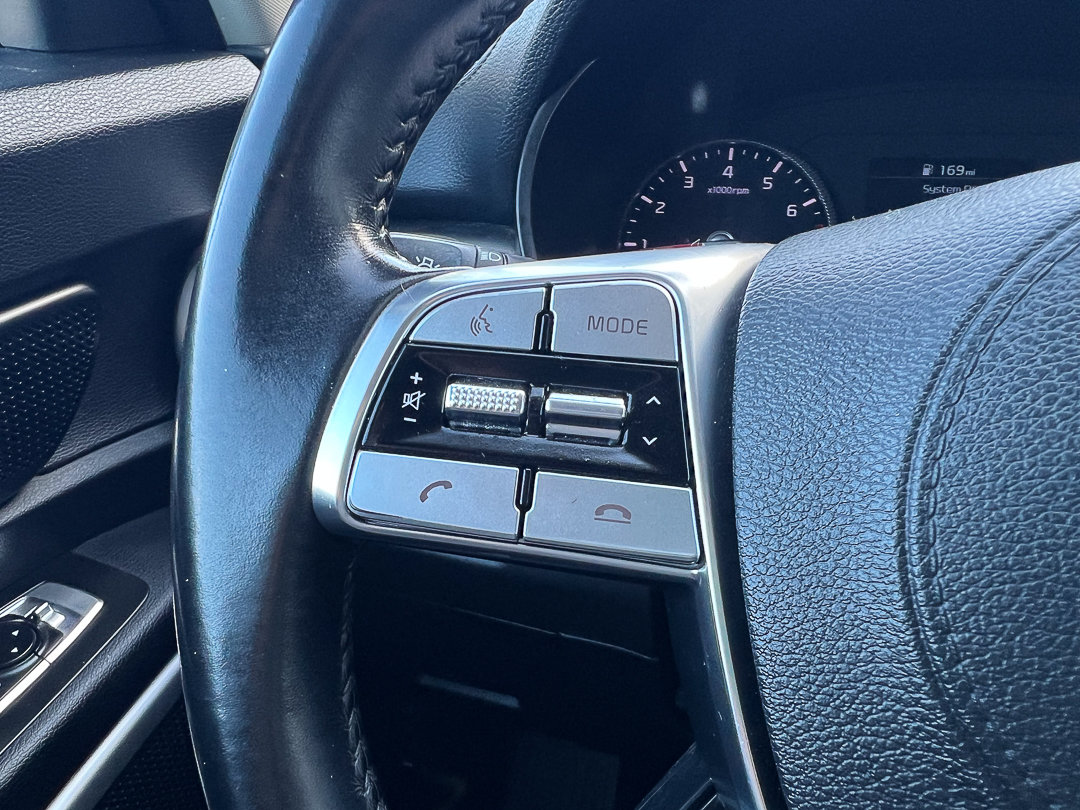Used 2020 Kia Telluride LX AWD/4WD image 24