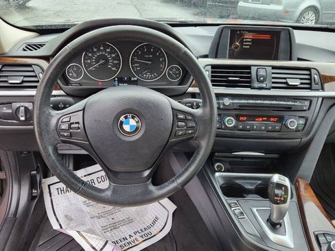 Used 2015 BMW 320i xDrive Sedan AWD/4WD image 11