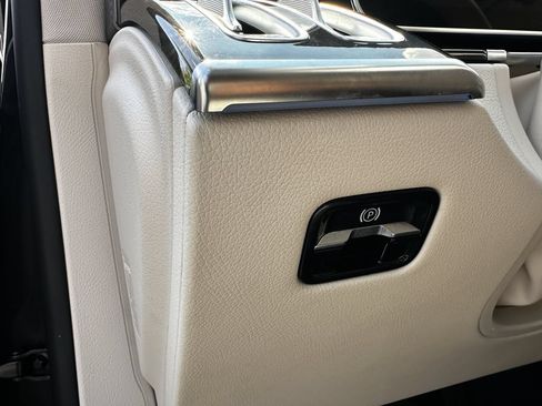 Certified 2022 Mercedes-Benz S 580 4MATIC Sedan image 32