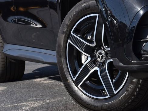 Used 2023 Mercedes-Benz GLC 300 4MATIC image 16