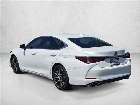 Certified 2025 Lexus ES 350 w/ Premium Package FWD image 9