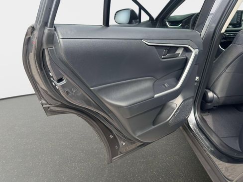 Certified 2022 Toyota RAV4 LE w/ Carpet Mat Package (TMS) image 16