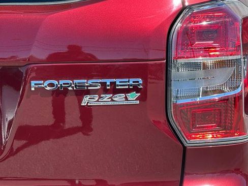 Used 2016 Subaru Forester 2.5i Premium w/ Popular Package #1 AWD/4WD image 30