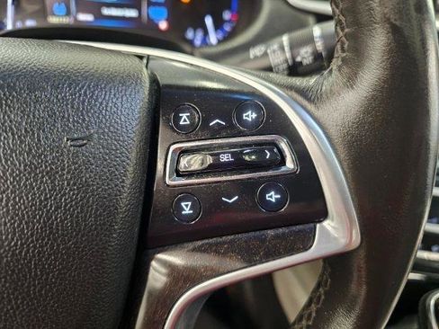 Used 2013 Cadillac XTS Luxury w/ Driver Awareness Package AWD/4WD image 12