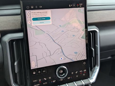 Used 2024 GMC Acadia Denali w/ Super Cruise Package image 32