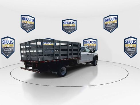 New 2023 Ford F550 4x4 Crew Cab Super Duty image 2