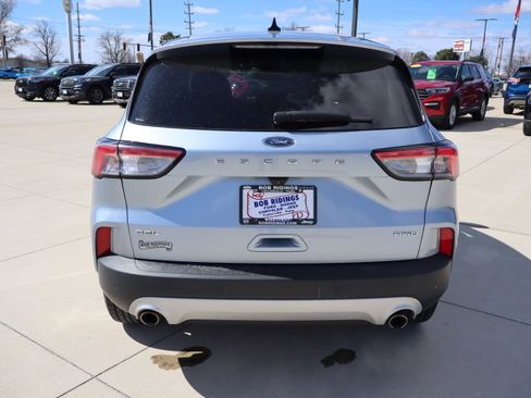 Used 2022 Ford Escape SEL image 7