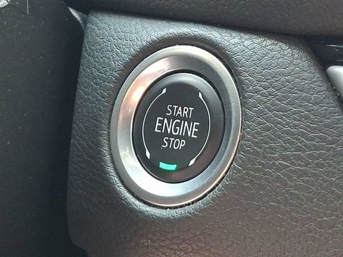 Used 2024 Cadillac XT4 Premium Luxury AWD/4WD image 25