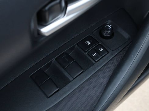 Used 2026 Toyota Corolla SE FWD image 24