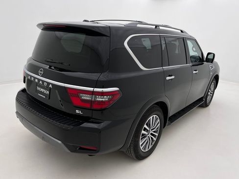 Used 2022 Nissan Armada SL w/ Captain's Chairs Package image 7