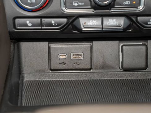 Used 2022 Chevrolet Tahoe LT AWD/4WD image 21
