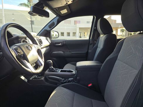 Certified 2022 Toyota Tacoma TRD Sport image 20