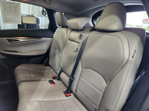 Used 2024 INFINITI QX50 Luxe AWD/4WD image 10